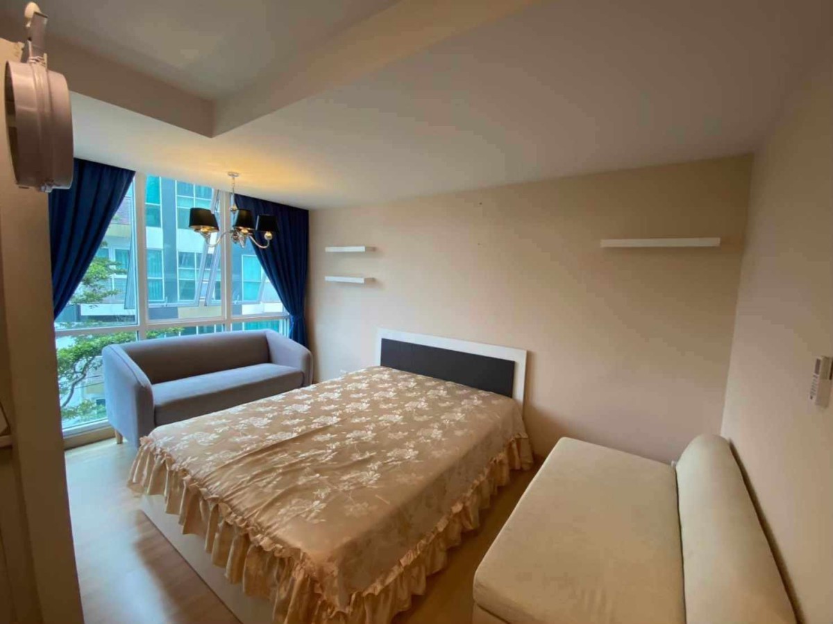 546393969_786979217625013_1804587395338552484_n