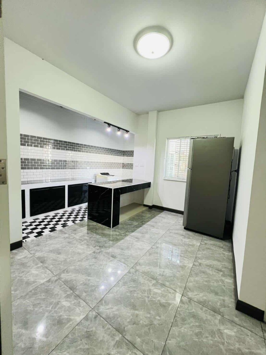 555591838_800342476288687_4108084170473354888_n