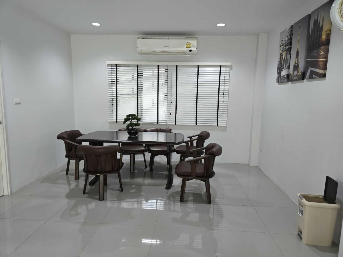 555756171_800330232956578_673984897930063983_n